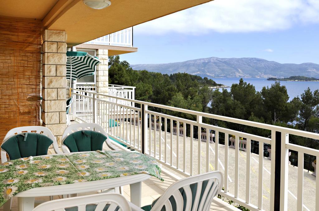Hotel San Rocco Lumbarda Exterior foto