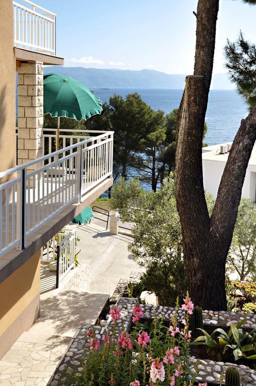 Hotel San Rocco Lumbarda Exterior foto